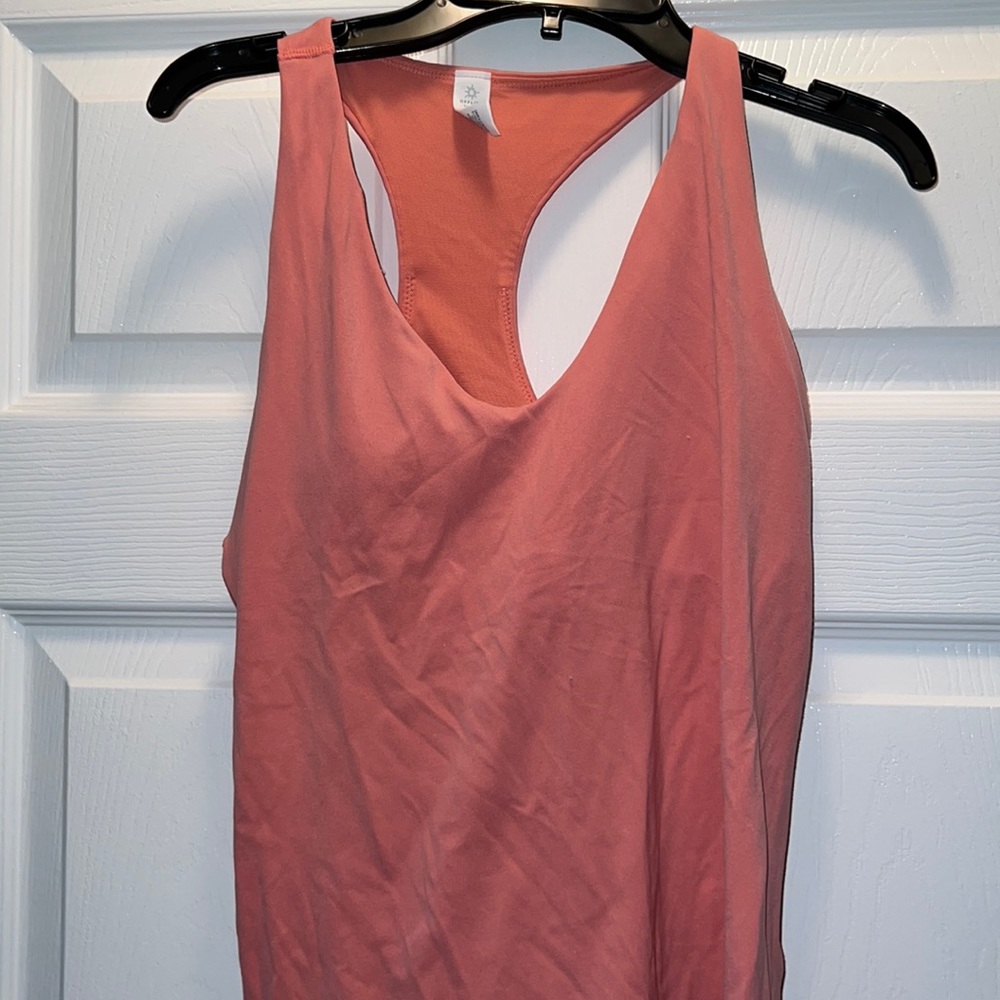 AE padded workout tank top